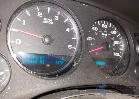 2011 GMC Yukon Xl 1500 Denali из США, поврежденный, VIN 1GKS2MEF4BR126629